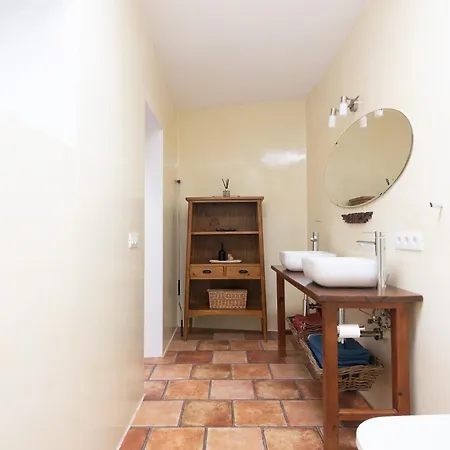 Tabaiba Suites Lanzarote - Macaronesia Homes شقة La Asomada (Lanzarote)
