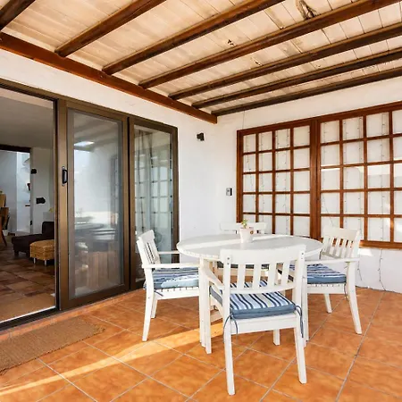 Tabaiba Suites Lanzarote - Macaronesia Homes *