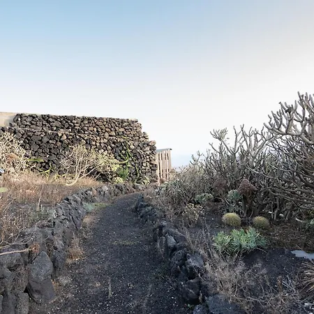 Tabaiba Suites Lanzarote - Macaronesia Homes
